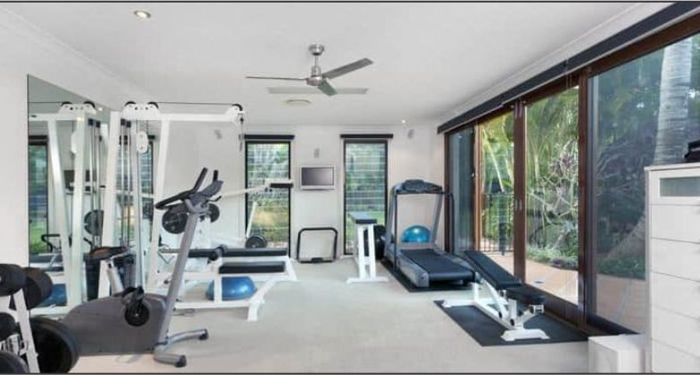 How to create gym at home with equipments to workout